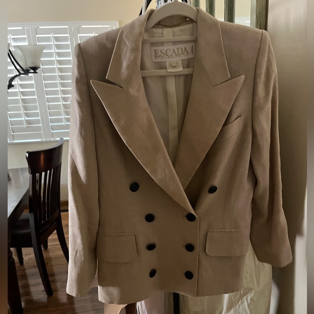 ESCADA VINTAGE BLAZER